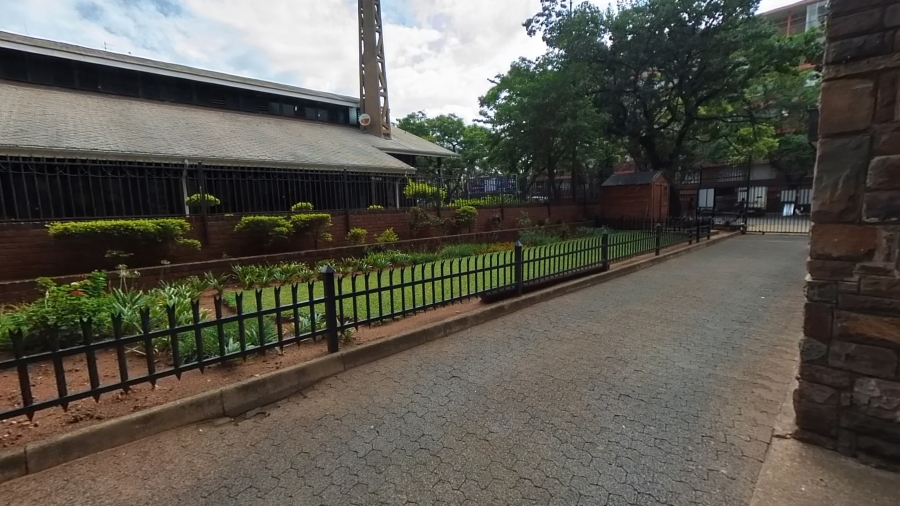2 Bedroom Property for Sale in Sunnyside Gauteng
