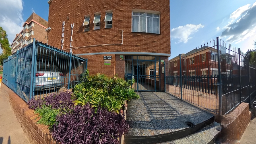 1 Bedroom Property for Sale in Sunnyside Gauteng