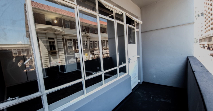 To Let 1 Bedroom Property for Rent in Marshalltown Gauteng