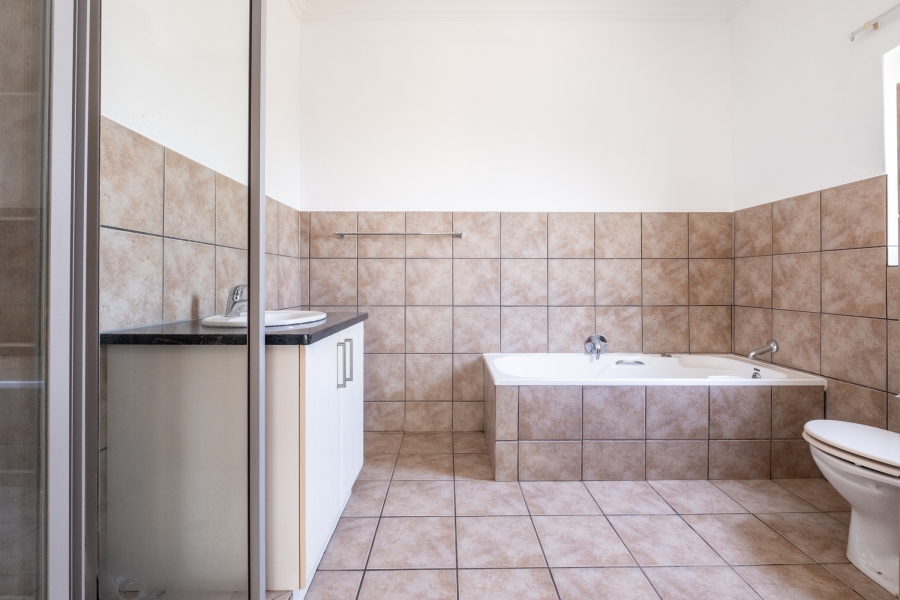 1 Bedroom Property for Sale in Carlswald Estate Gauteng