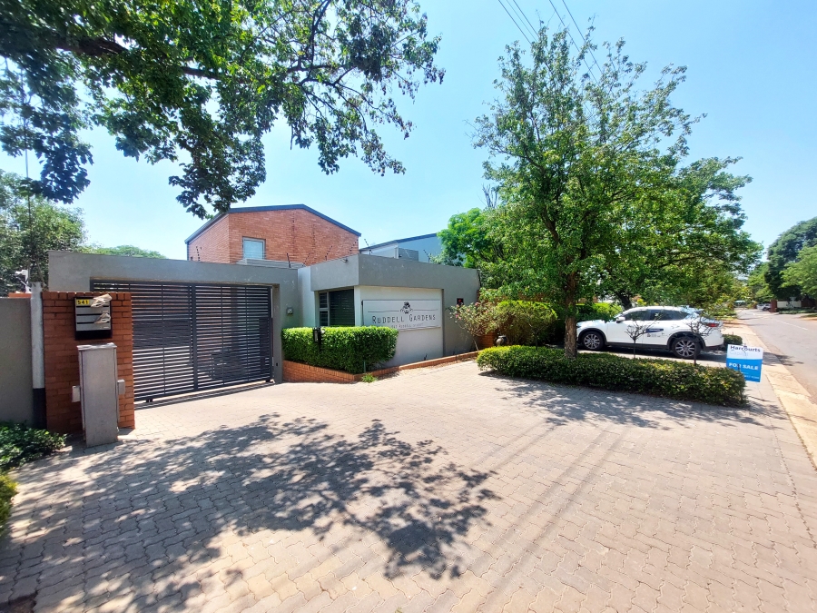 4 Bedroom Property for Sale in Brooklyn Gauteng
