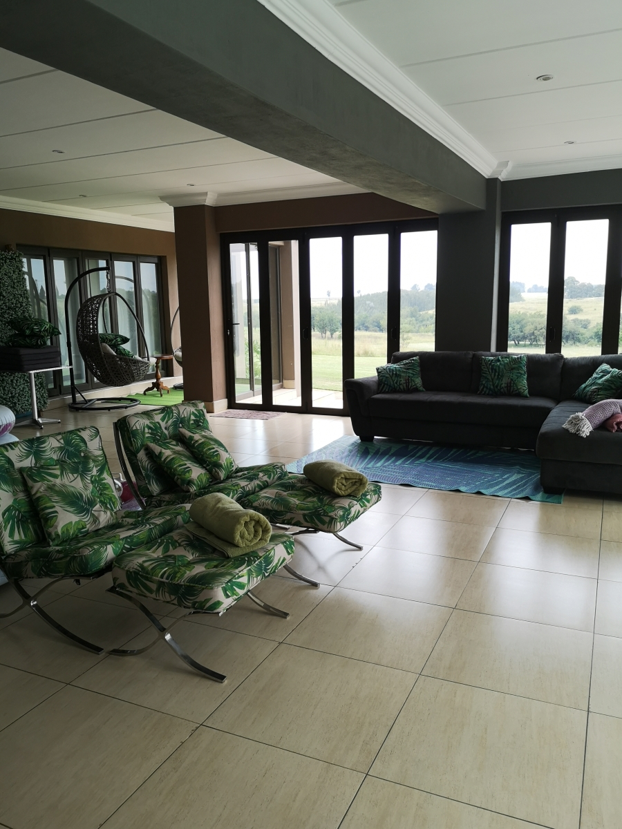 4 Bedroom Property for Sale in Three Rivers East Gauteng