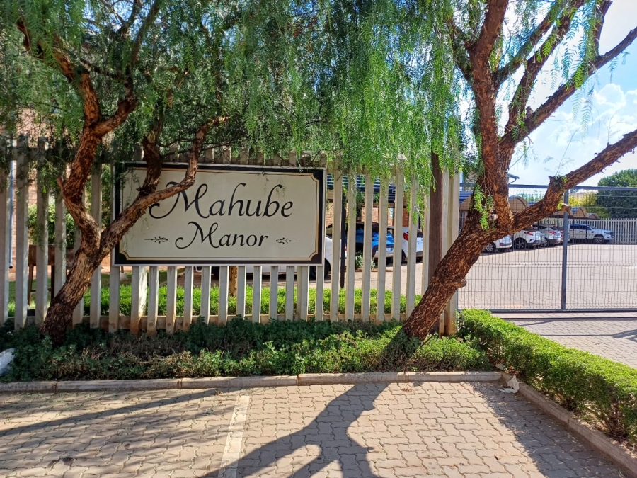 2 Bedroom Property for Sale in Mahube Valley Gauteng