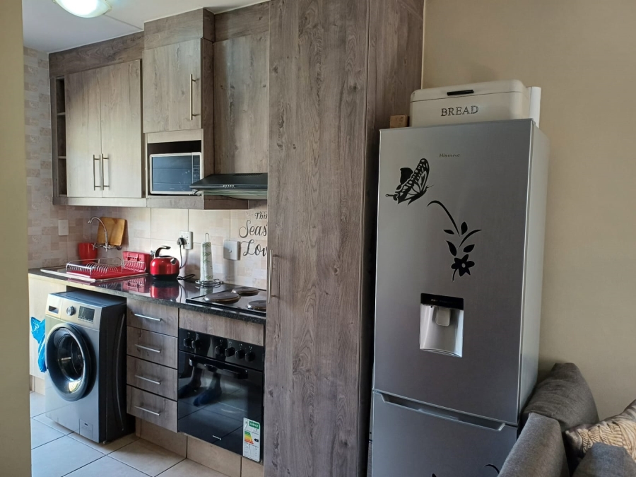 2 Bedroom Property for Sale in Mahube Valley Gauteng