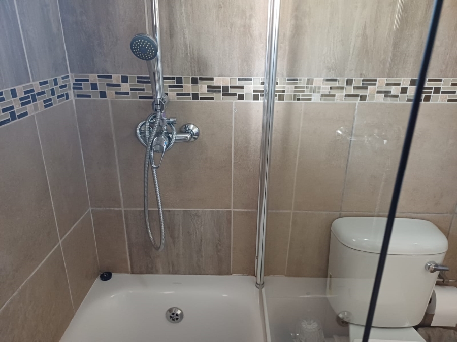 2 Bedroom Property for Sale in Mahube Valley Gauteng