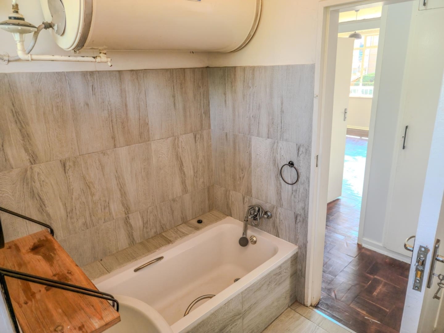 2 Bedroom Property for Sale in Rembrandt Park Gauteng