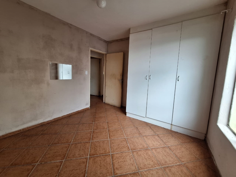 2 Bedroom Property for Sale in Rensburg Gauteng