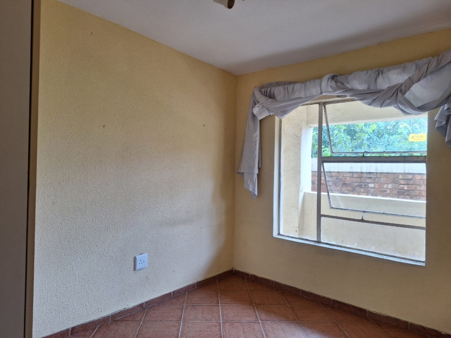 2 Bedroom Property for Sale in Rensburg Gauteng