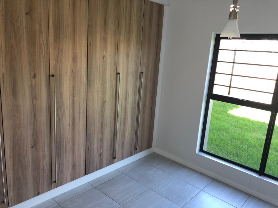 3 Bedroom Property for Sale in Waterfall Gauteng