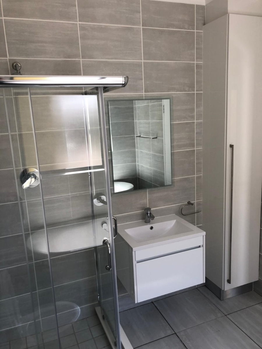 3 Bedroom Property for Sale in Waterfall Gauteng