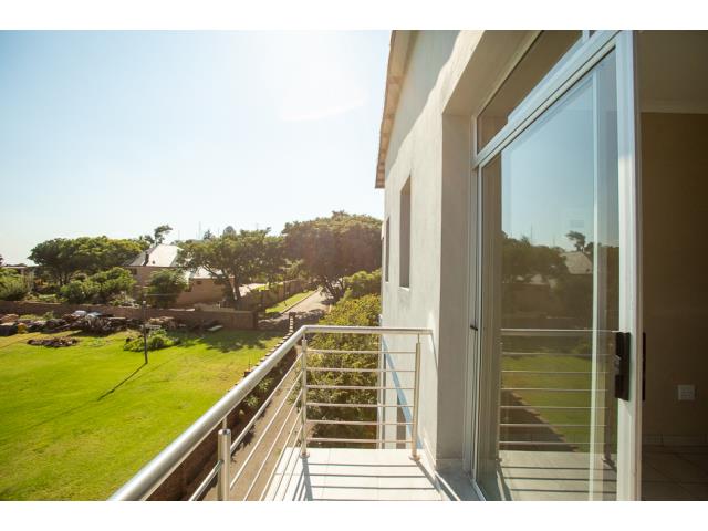 To Let 1 Bedroom Property for Rent in Primrose Hill Gauteng