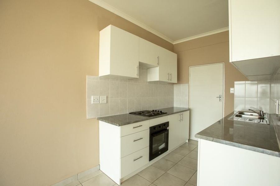 To Let 2 Bedroom Property for Rent in Primrose Hill Gauteng