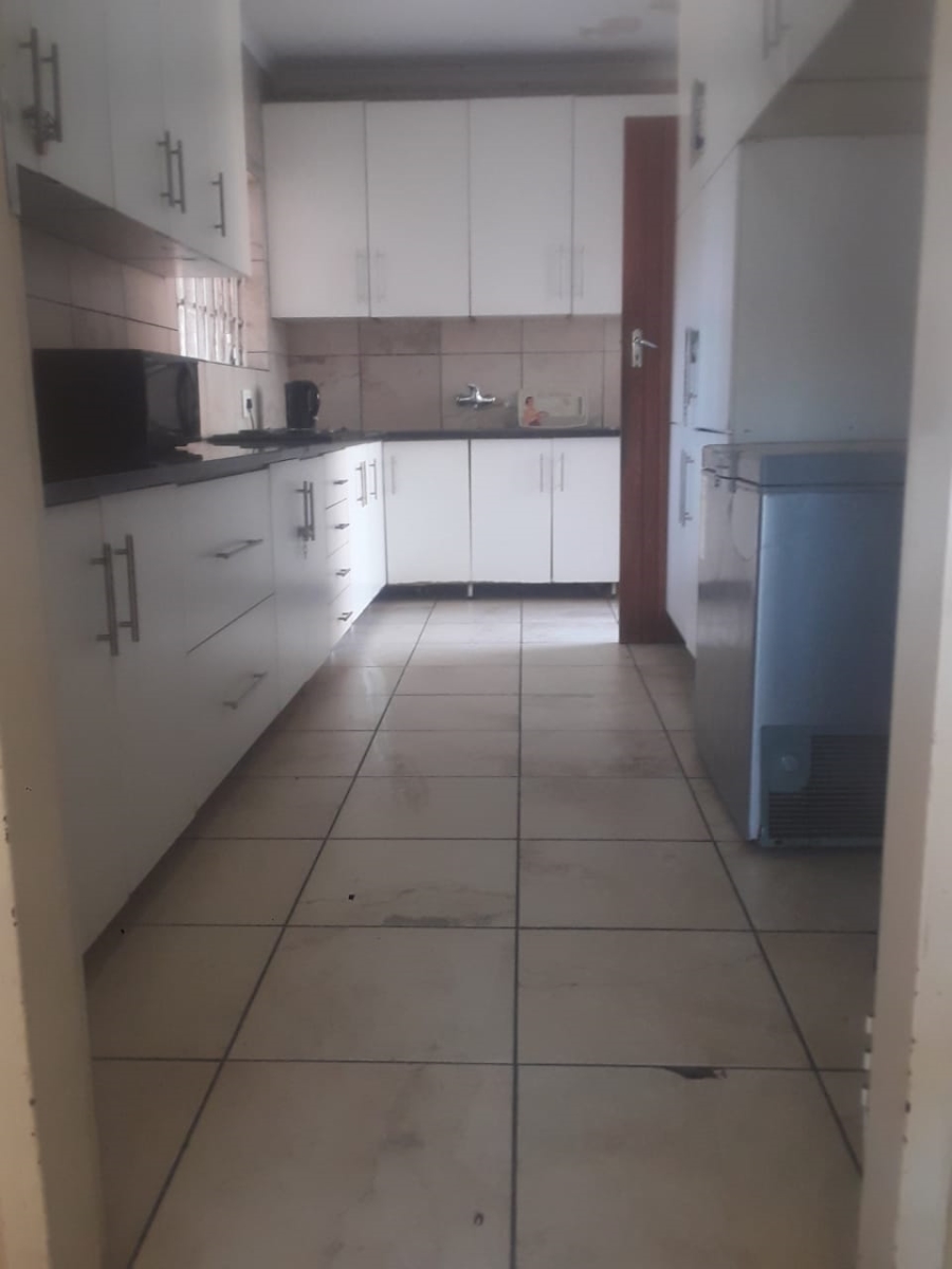 To Let 0 Bedroom Property for Rent in Halfway House Gauteng