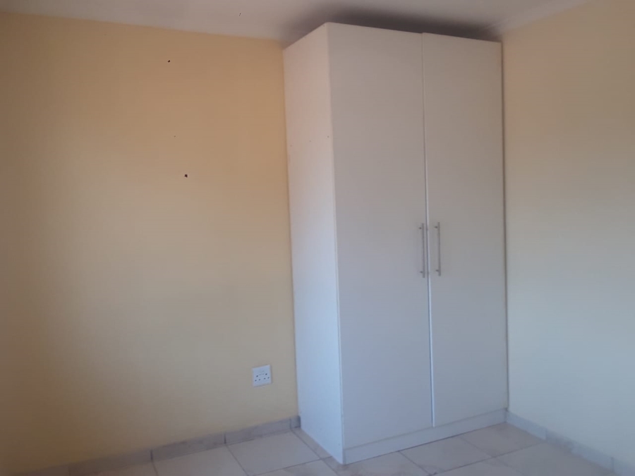 To Let 0 Bedroom Property for Rent in Halfway House Gauteng