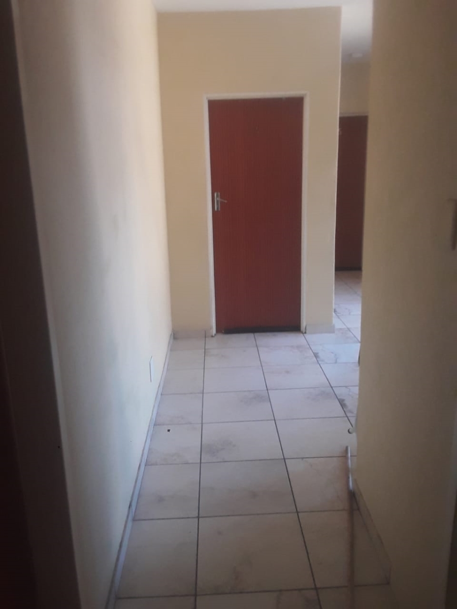 To Let 0 Bedroom Property for Rent in Halfway House Gauteng