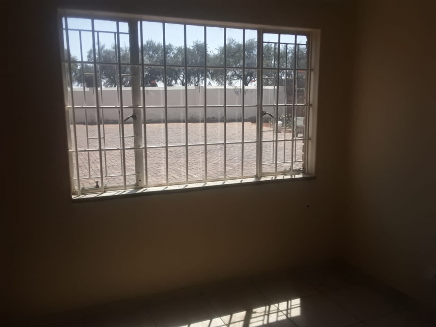 To Let 0 Bedroom Property for Rent in Halfway House Gauteng
