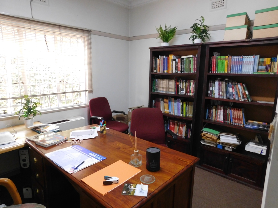 7 Bedroom Property for Sale in Riviera Gauteng