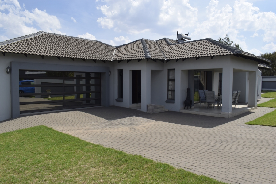 3 Bedroom Property for Sale in Helderwyk Gauteng
