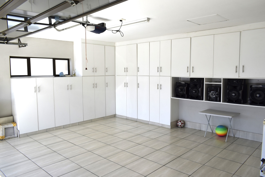 3 Bedroom Property for Sale in Helderwyk Gauteng