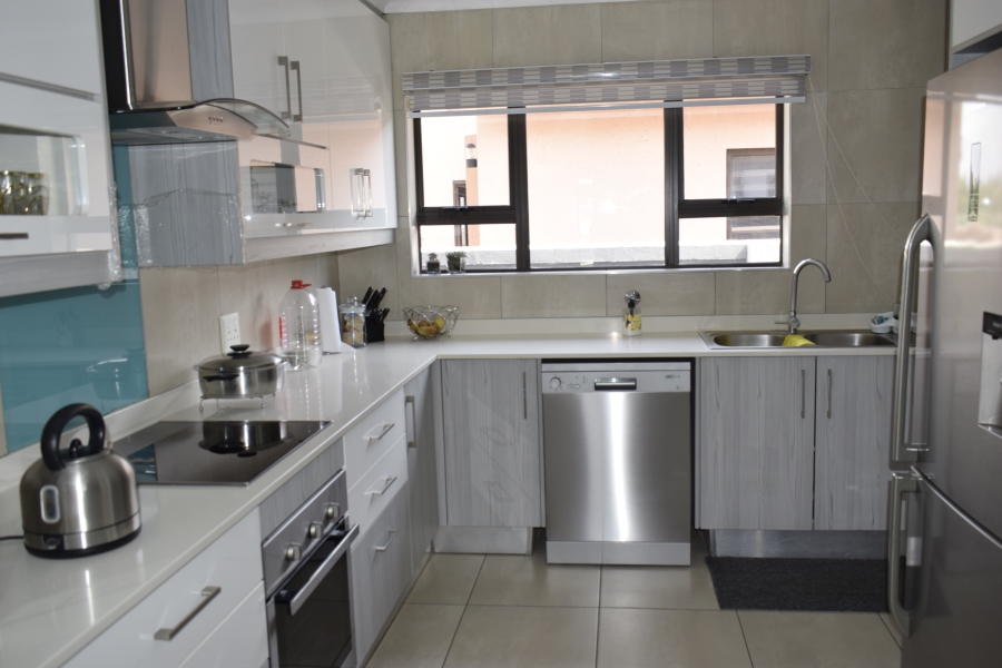 3 Bedroom Property for Sale in Helderwyk Gauteng