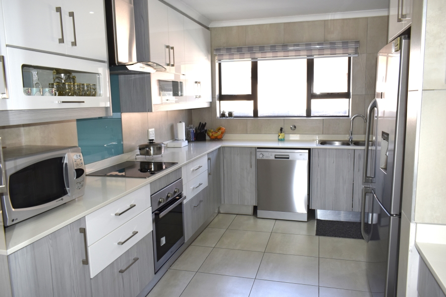 3 Bedroom Property for Sale in Helderwyk Gauteng