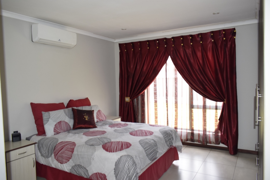 3 Bedroom Property for Sale in Helderwyk Gauteng