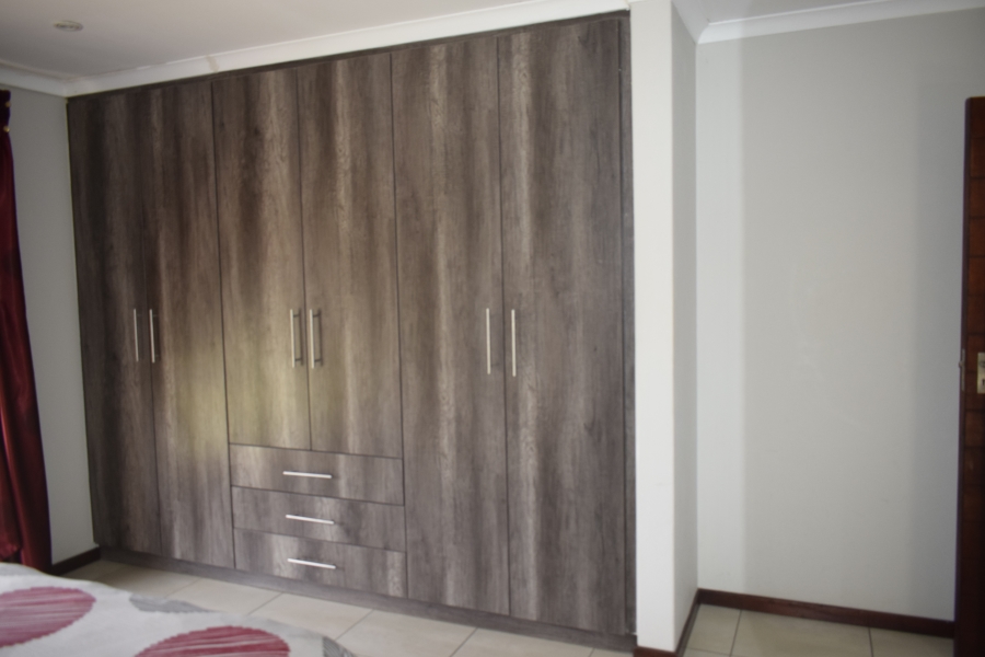 3 Bedroom Property for Sale in Helderwyk Gauteng