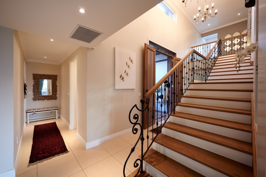 5 Bedroom Property for Sale in Waterfall Country Estate Gauteng