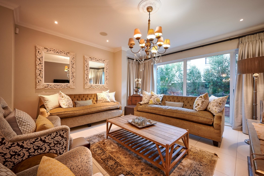 5 Bedroom Property for Sale in Waterfall Country Estate Gauteng