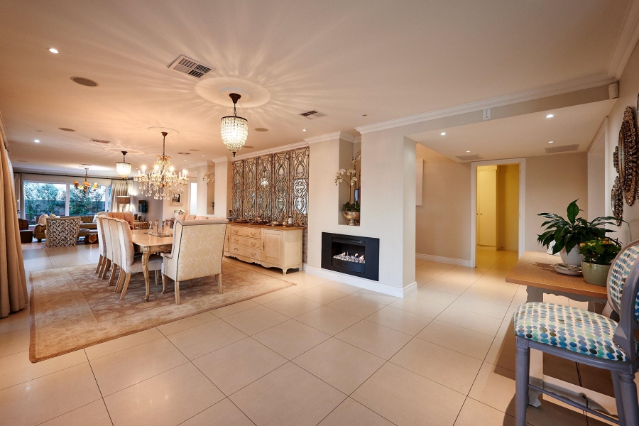 5 Bedroom Property for Sale in Waterfall Country Estate Gauteng