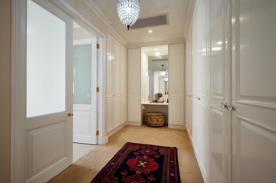 5 Bedroom Property for Sale in Waterfall Country Estate Gauteng