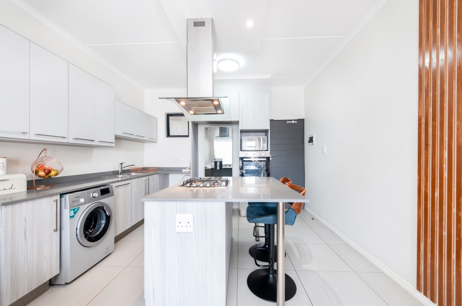 2 Bedroom Property for Sale in Carlswald Gauteng