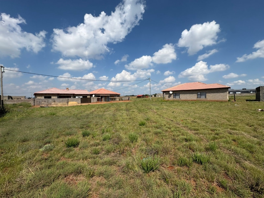 0 Bedroom Property for Sale in Unitas Park Gauteng