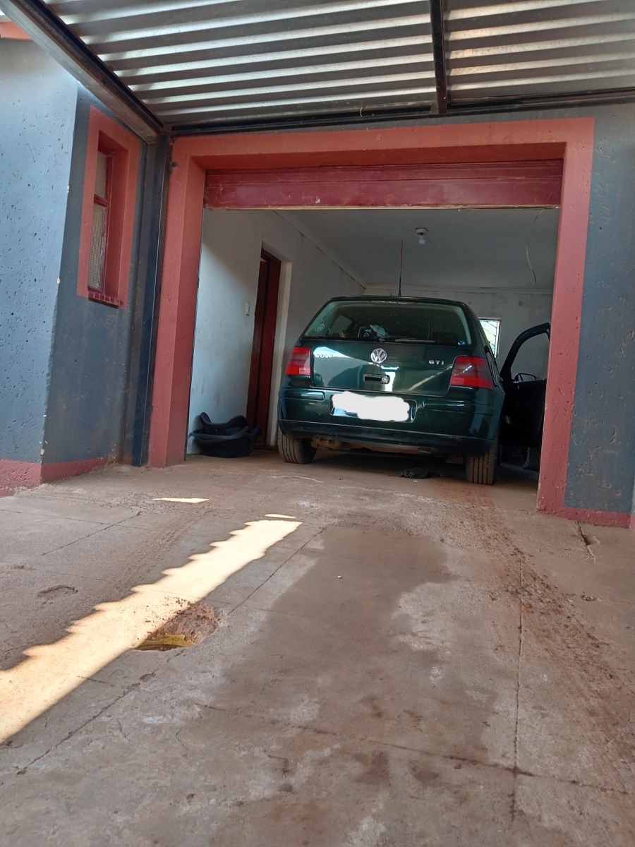 2 Bedroom Property for Sale in Orange Farm Gauteng