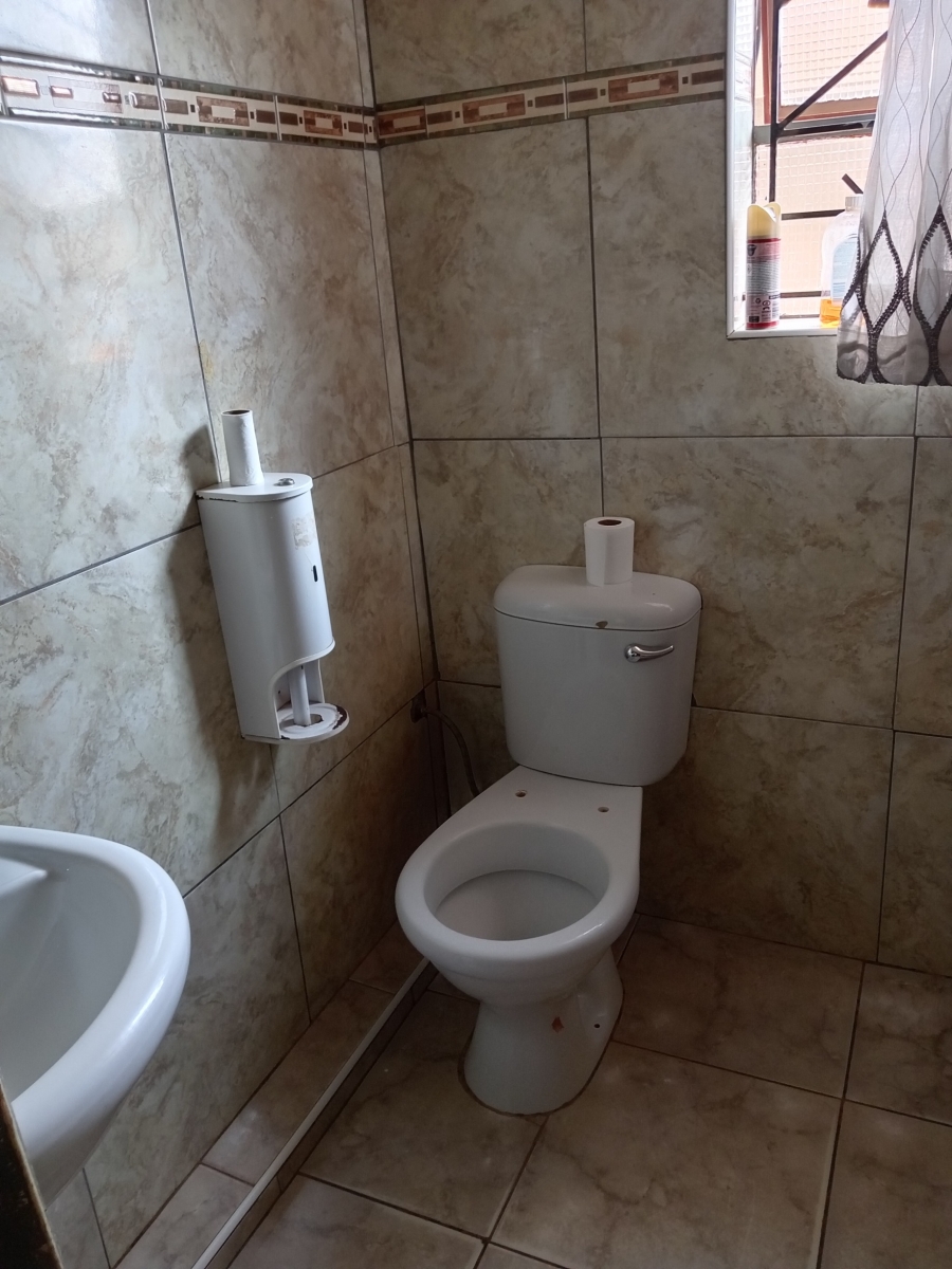 2 Bedroom Property for Sale in Orange Farm Gauteng