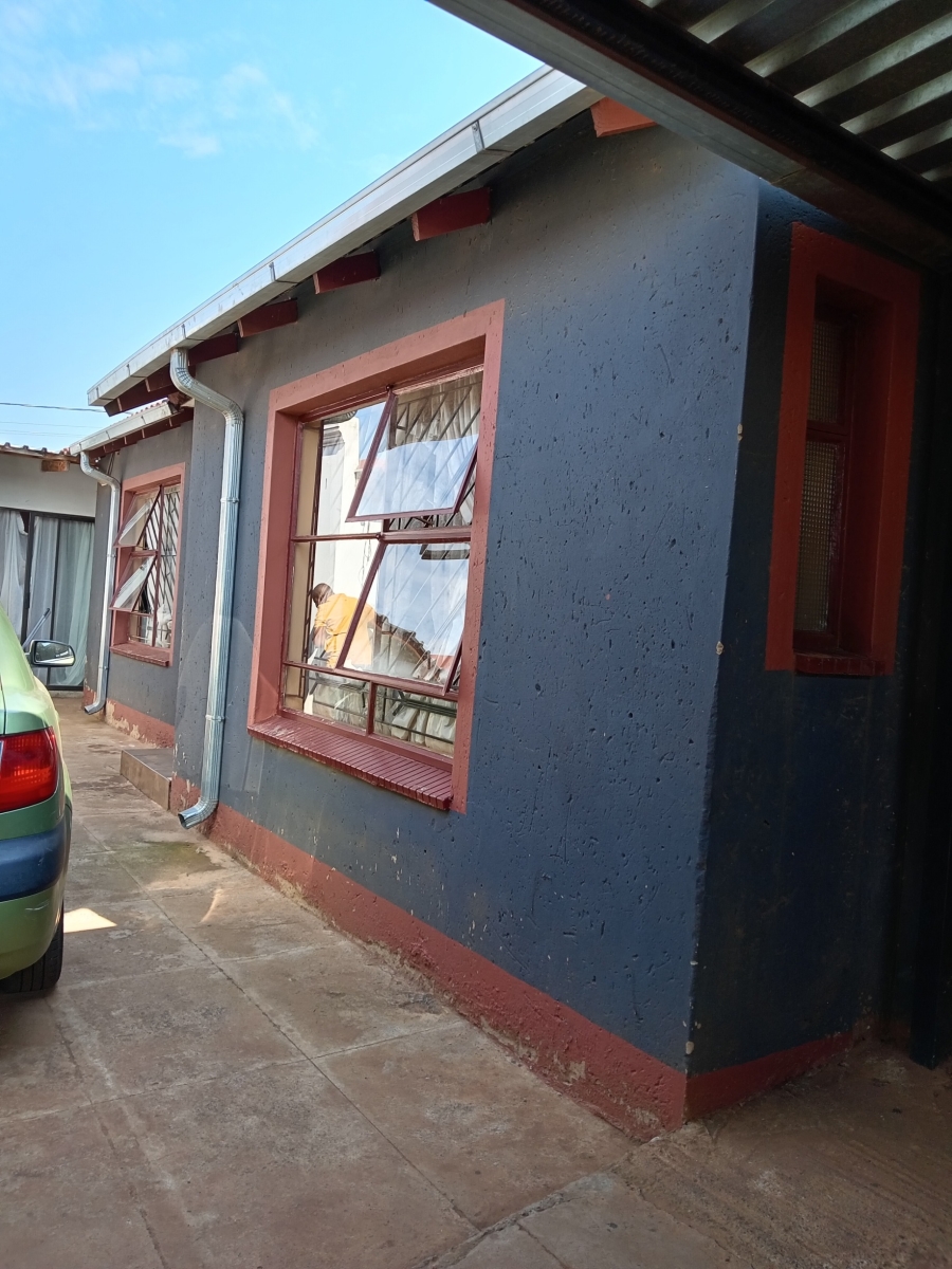 2 Bedroom Property for Sale in Orange Farm Gauteng