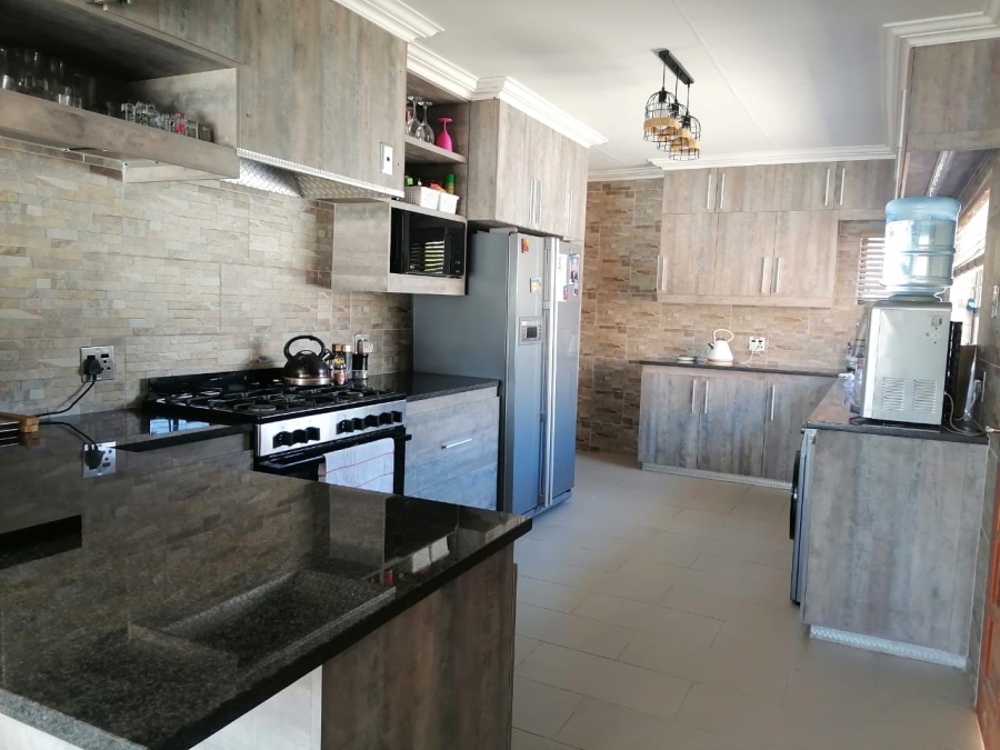 3 Bedroom Property for Sale in Minnebron Gauteng