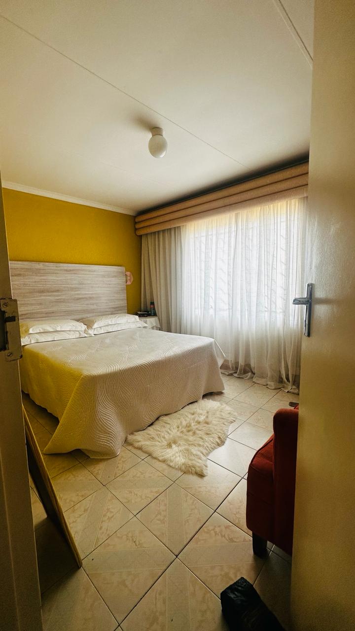 2 Bedroom Property for Sale in Dobsonville Gauteng