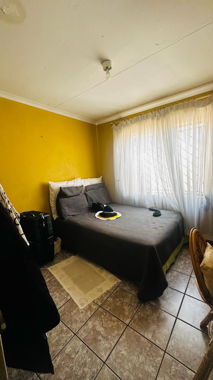 2 Bedroom Property for Sale in Dobsonville Gauteng