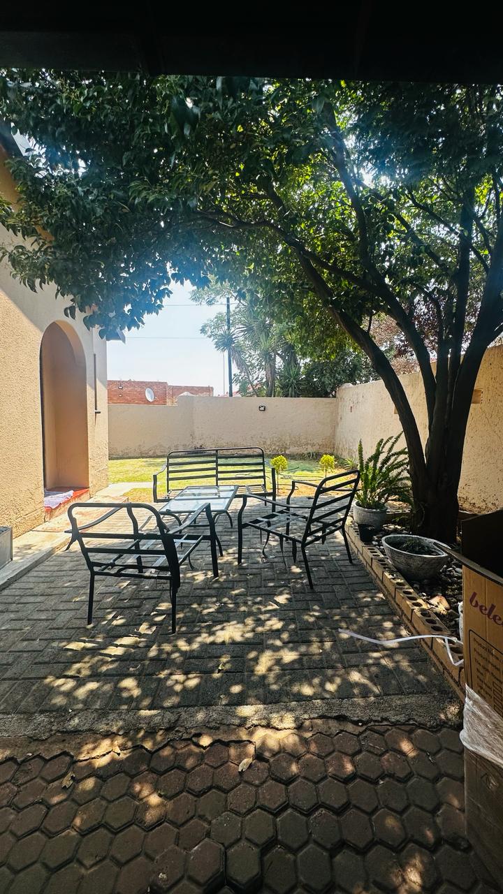 2 Bedroom Property for Sale in Dobsonville Gauteng