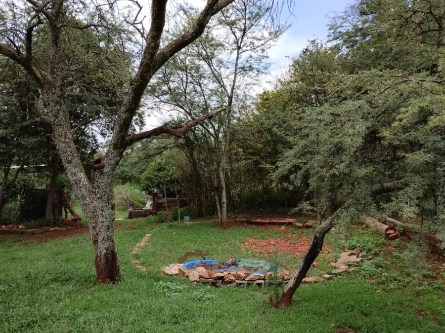 4 Bedroom Property for Sale in Houtkop A H Gauteng
