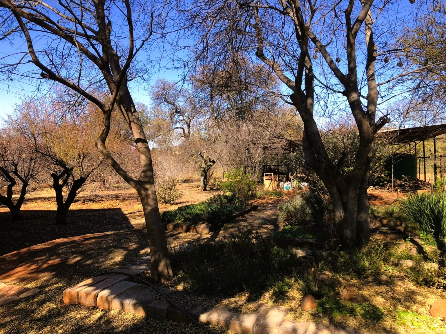 4 Bedroom Property for Sale in Houtkop A H Gauteng