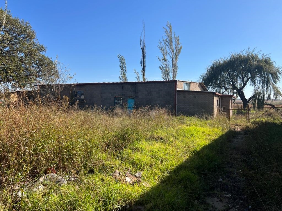 5 Bedroom Property for Sale in Althea AH Gauteng