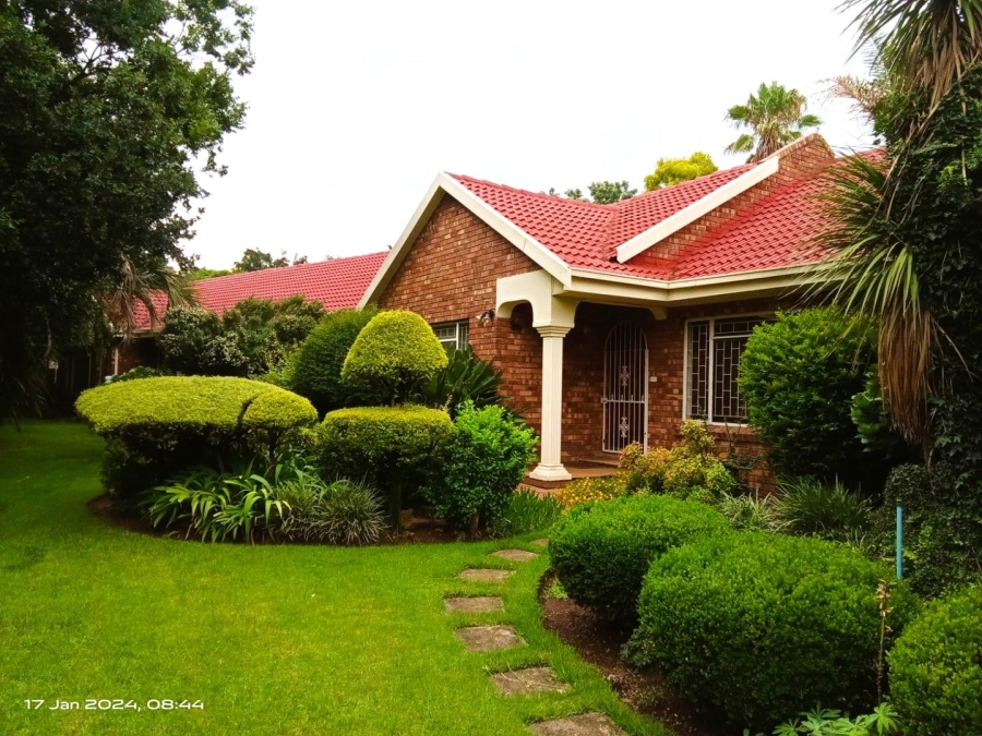 5 Bedroom Property for Sale in Ferryvale Gauteng