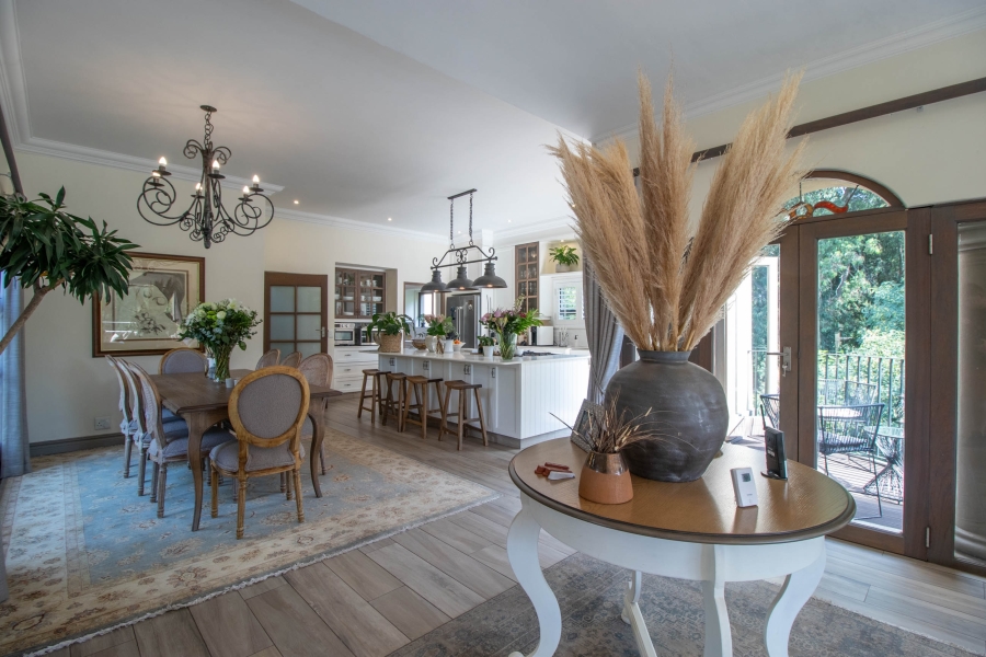 5 Bedroom Property for Sale in Waterkloof Gauteng