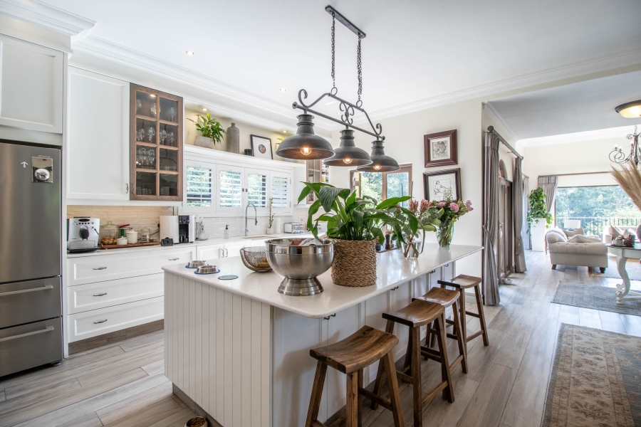 5 Bedroom Property for Sale in Waterkloof Gauteng