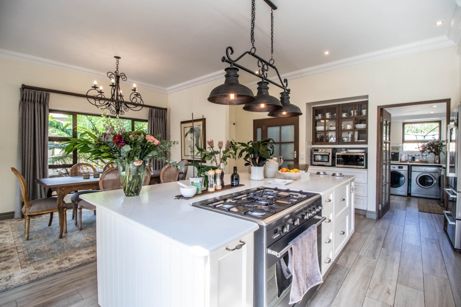 5 Bedroom Property for Sale in Waterkloof Gauteng