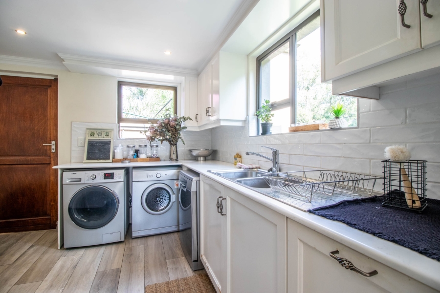 5 Bedroom Property for Sale in Waterkloof Gauteng