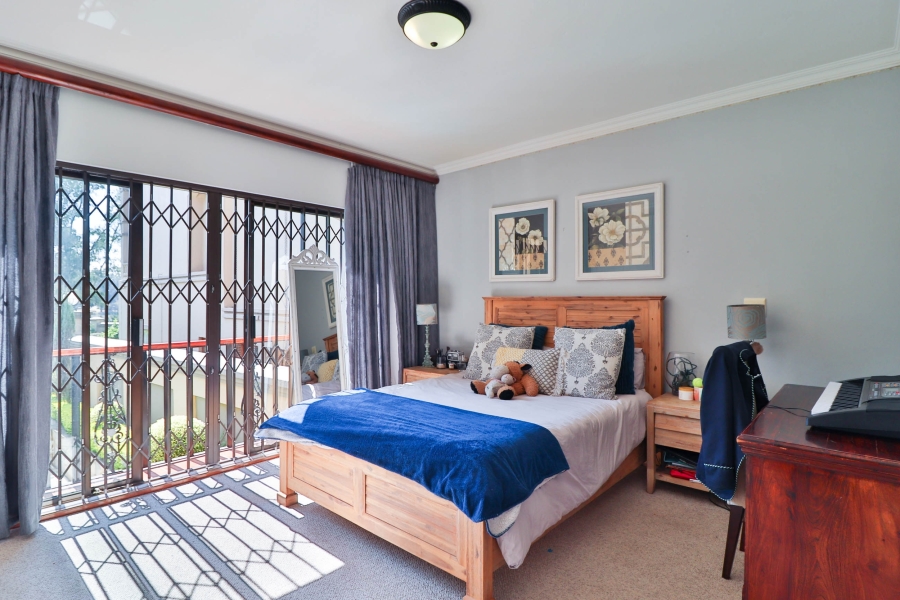 5 Bedroom Property for Sale in Waterkloof Gauteng