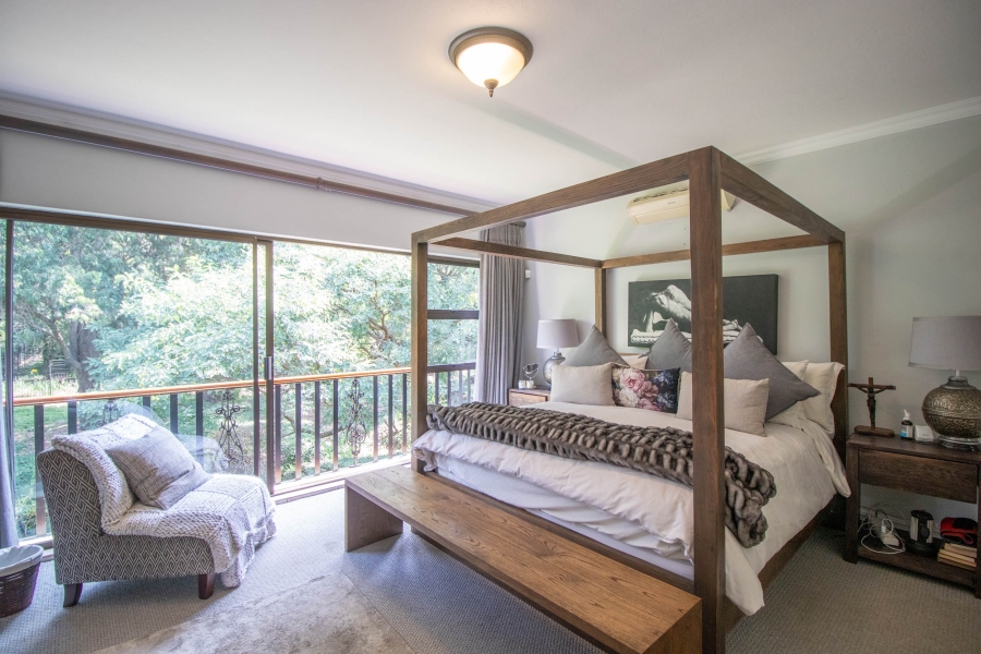 5 Bedroom Property for Sale in Waterkloof Gauteng